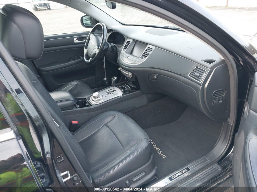 2012 Hyundai Genesis 4.6 VIN: KMHGC4DF2CU187701 Lot: 39120542