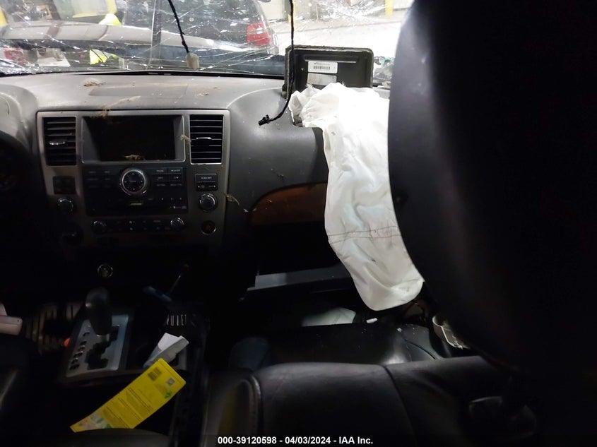 2010 Nissan Armada Platinum VIN: 5N1AA0NE2AN610729 Lot: 39120598