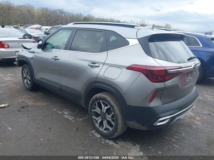 VIN KNDERCAAXM7118283 2021 KIA SELTOS EX