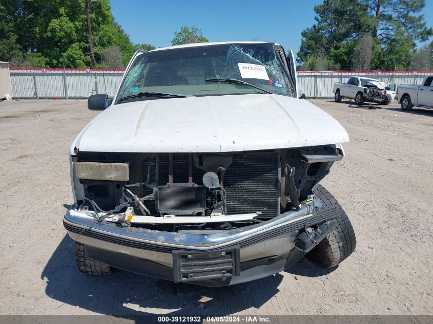 1999 Chevrolet Suburban 1500 Lt VIN: 3GNEC16R5XG118213 Lot: 39121932