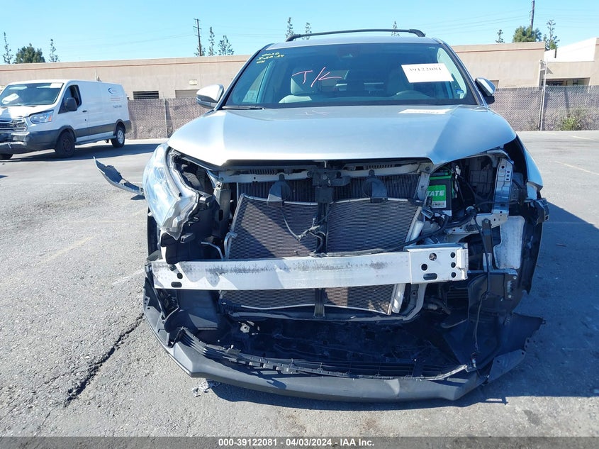 VIN 5TDZZRFH9JS287531 2018 TOYOTA HIGHLANDER LE