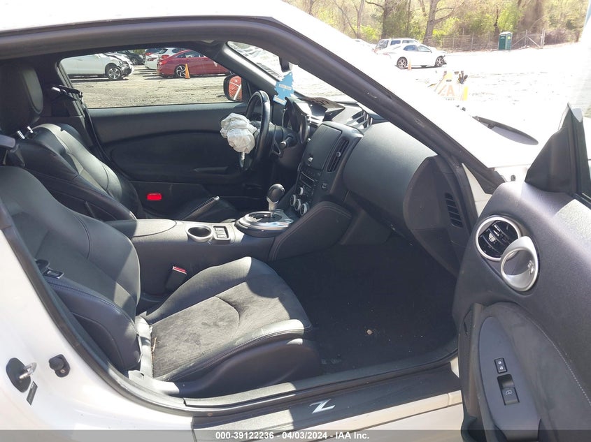 2010 Nissan 370Z Touring VIN: JN1AZ4EH3AM505916 Lot: 39122236