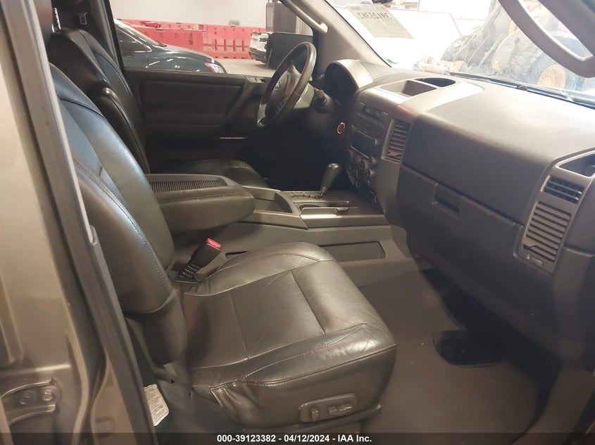 2006 Nissan Armada Se VIN: 5N1AA08A06N723160 Lot: 39123382