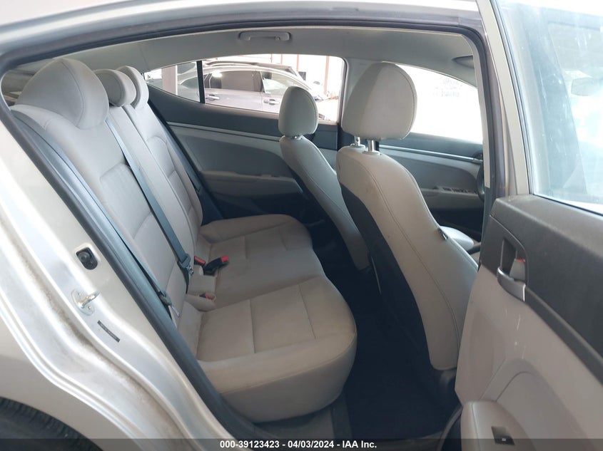VIN 5NPD74LF1HH201425 2017 HYUNDAI ELANTRA SE