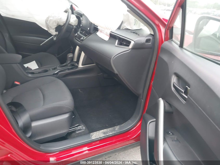 2022 Toyota Corolla Cross Le VIN: 7MUBAAAG6NV023381 Lot: 39123530