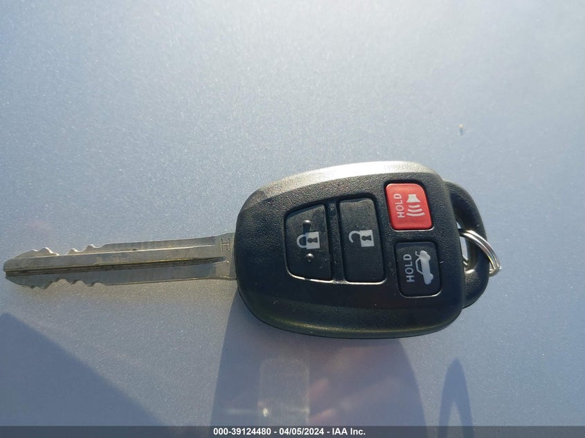 2016 TOYOTA COROLLA LE - 2T1BURHE5GC742251