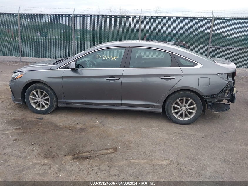 VIN 5NPE24AF0JH709154 2018 HYUNDAI SONATA SE