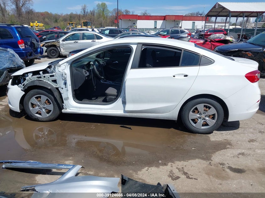 VIN 1G1BC5SM5H7198213 2017 CHEVROLET CRUZE LS AUTO