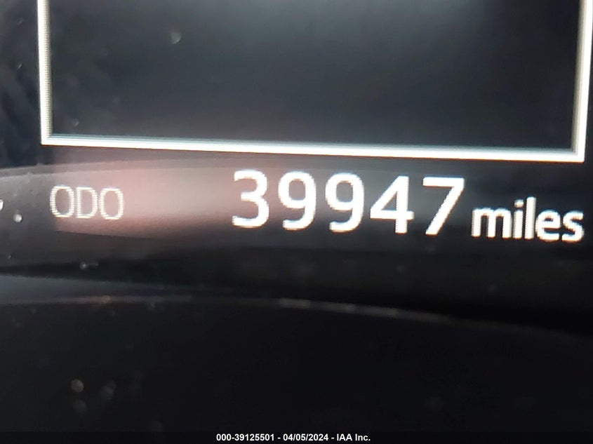 2018 TOYOTA COROLLA SE - 5YFBURHE9JP763420