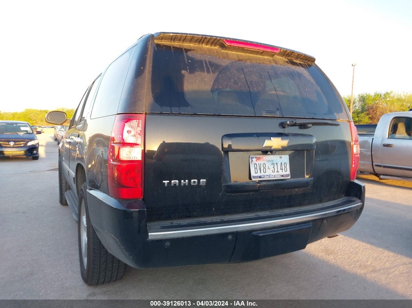2013 CHEVROLET TAHOE LTZ - 1GNSCCE03DR106560