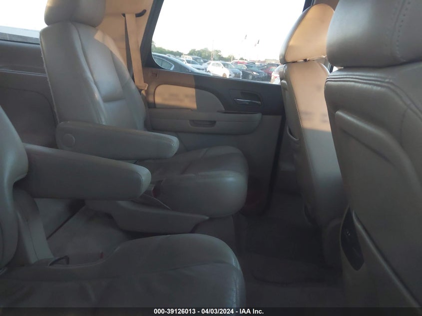 2013 CHEVROLET TAHOE LTZ - 1GNSCCE03DR106560