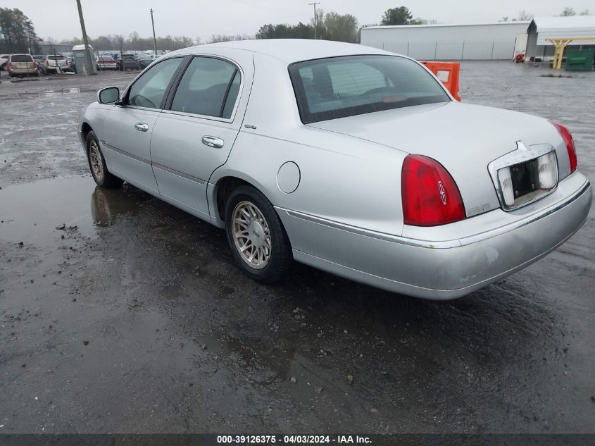 1LNFM82W6WY730905 | 1998 LINCOLN TOWN CAR