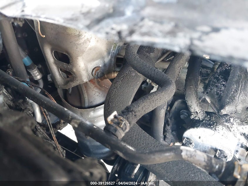 2017 TOYOTA RAV4 LE - JTMZFREV6HJ709701