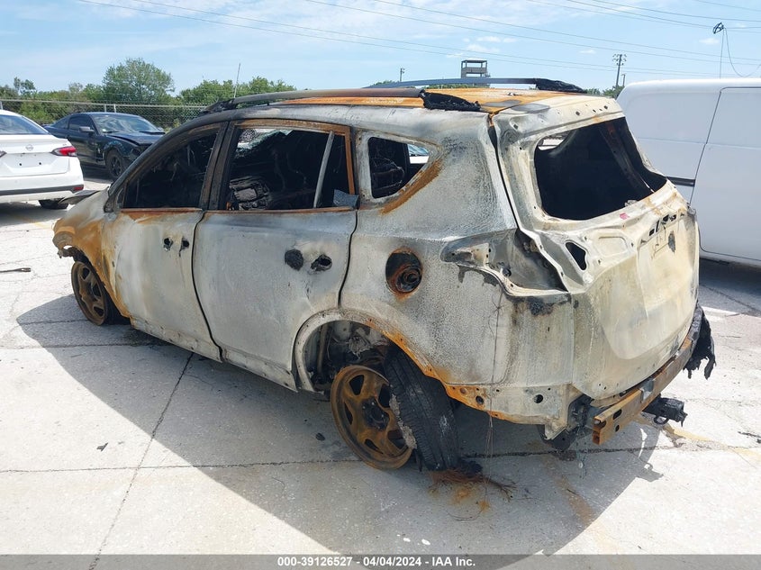 2017 TOYOTA RAV4 LE - JTMZFREV6HJ709701