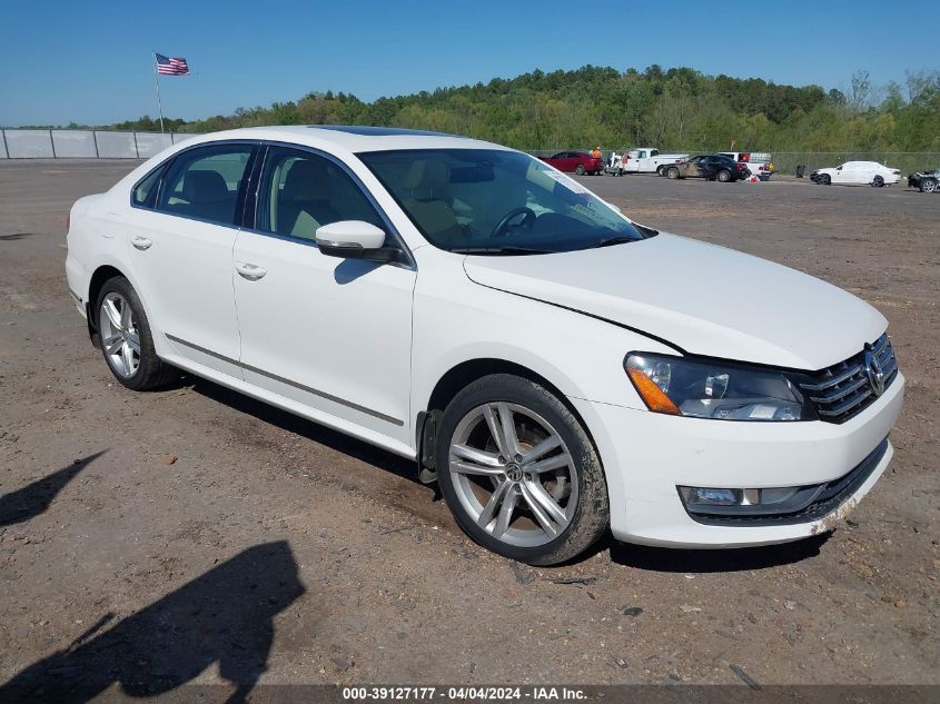 2015 VOLKSWAGEN PASSAT 2.0L TDI SE - 1VWBV7A37FC070028