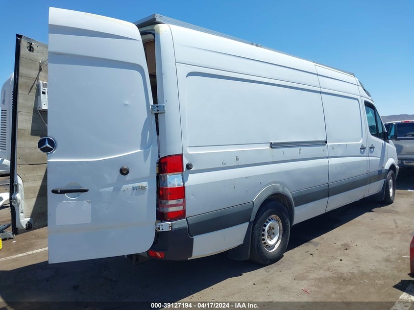 2012 Mercedes-Benz Sprinter 2500 High Roof VIN: WD3PE8CB1C5705855 Lot: 39127194