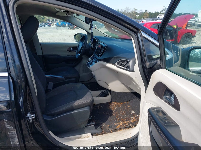 2017 CHRYSLER PACIFICA TOURING - 2C4RC1DG2HR660358