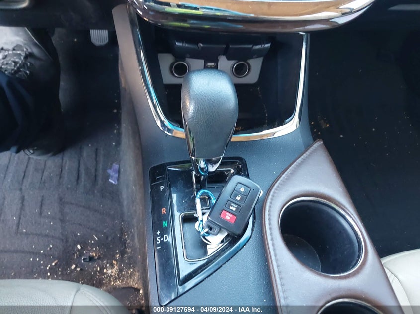 2015 TOYOTA AVALON XLE/PREMIUM/TOURING/LTD - 4T1BK1EB5FU180074