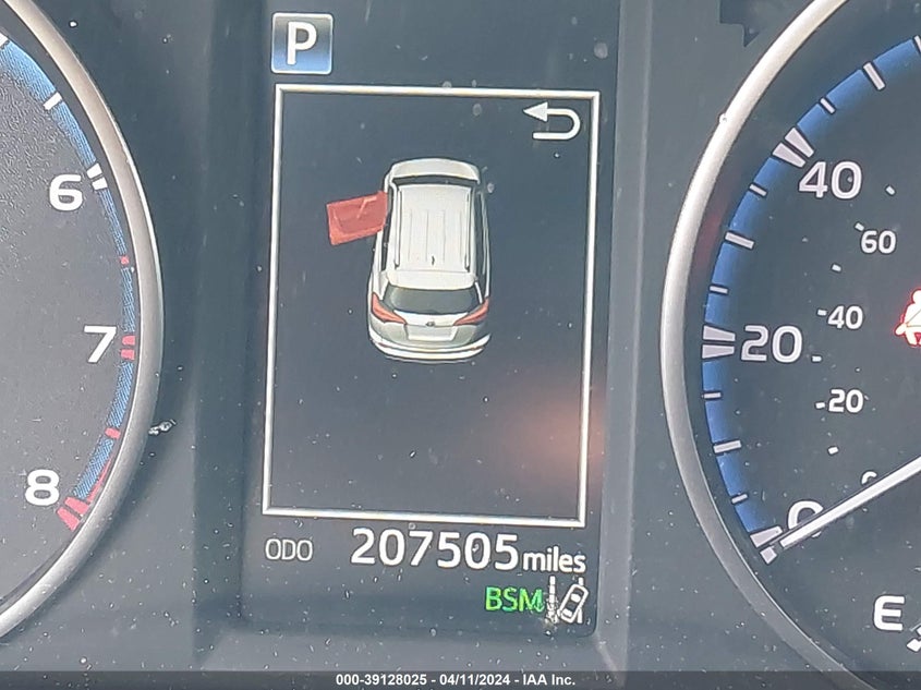 2018 TOYOTA RAV4 ADVENTURE/XLE - 2T3RFREV3JW855464