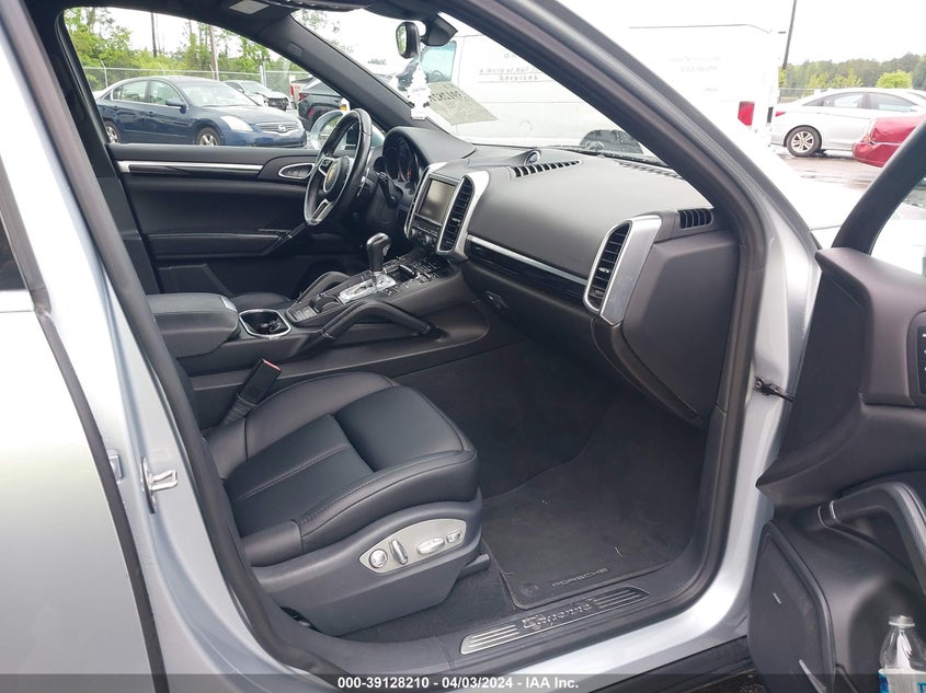 2016 PORSCHE CAYENNE VIN: WP1AA2A20GLA03226