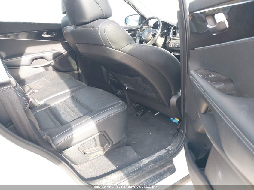VIN 5XYPHDA51HG304100 2017 KIA SORENTO EX