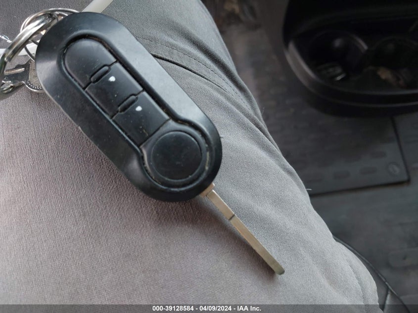 2018 RAM PROMASTER 1500 LOW ROOF 136 WB - 3C6TRVAGXJE104071