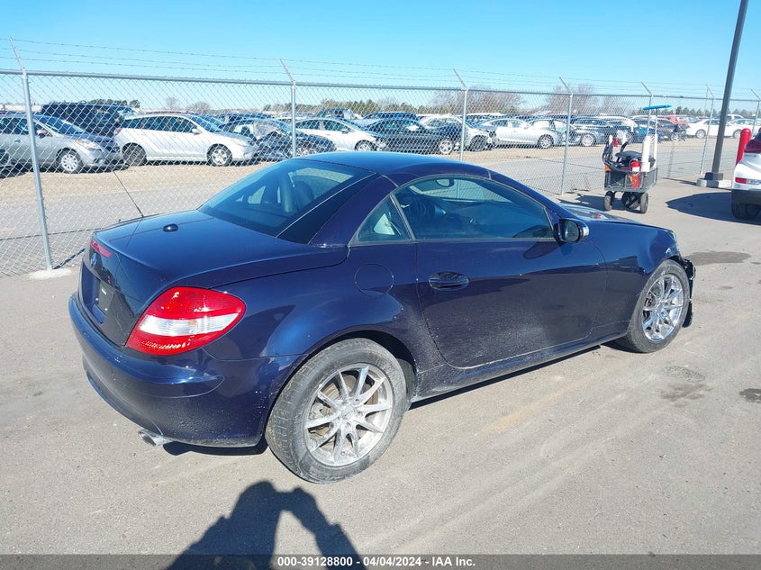 2008 Mercedes-Benz Slk 280 VIN: WDBWK54F28F181268 Lot: 39128800