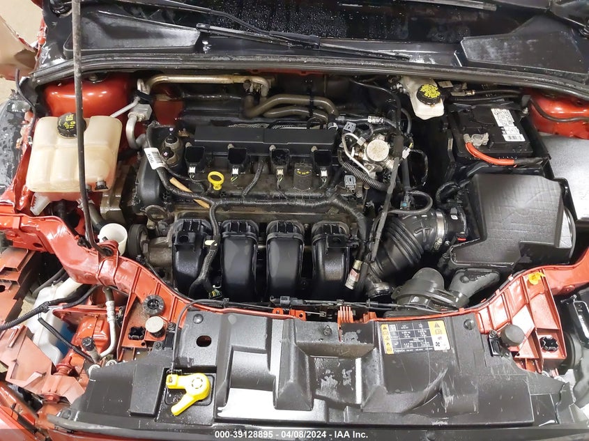 VIN 1FADP3N29JL279639 2018 FORD FOCUS TITANIUM