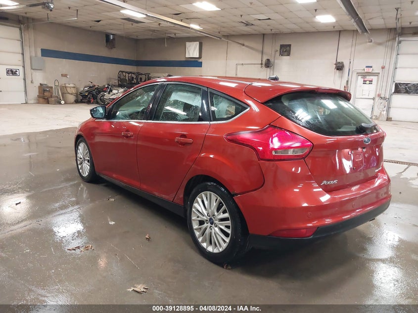 VIN 1FADP3N29JL279639 2018 FORD FOCUS TITANIUM