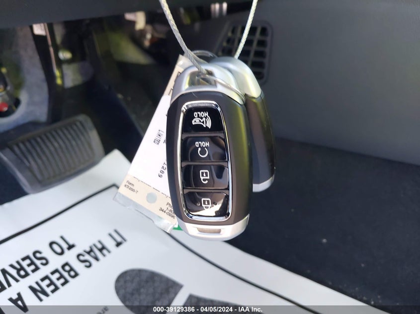 2022 HYUNDAI VENUE LIMITED - KMHRC8A32NU191289