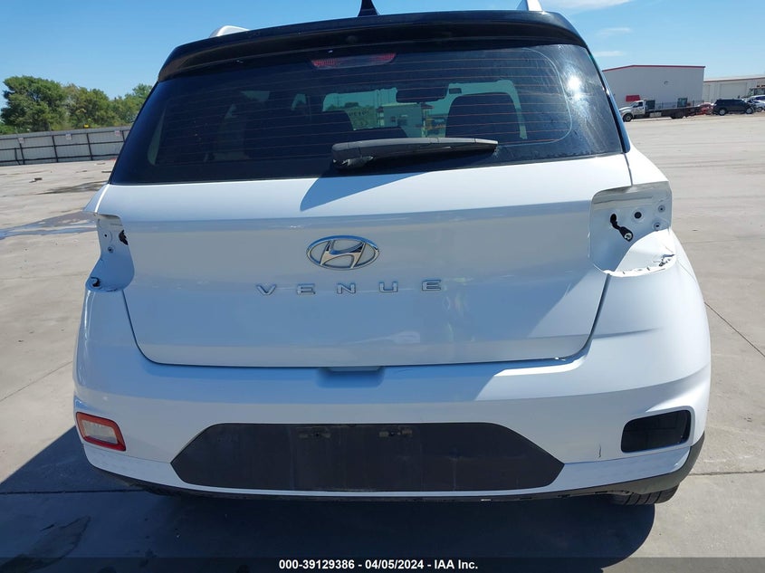 2022 HYUNDAI VENUE LIMITED - KMHRC8A32NU191289
