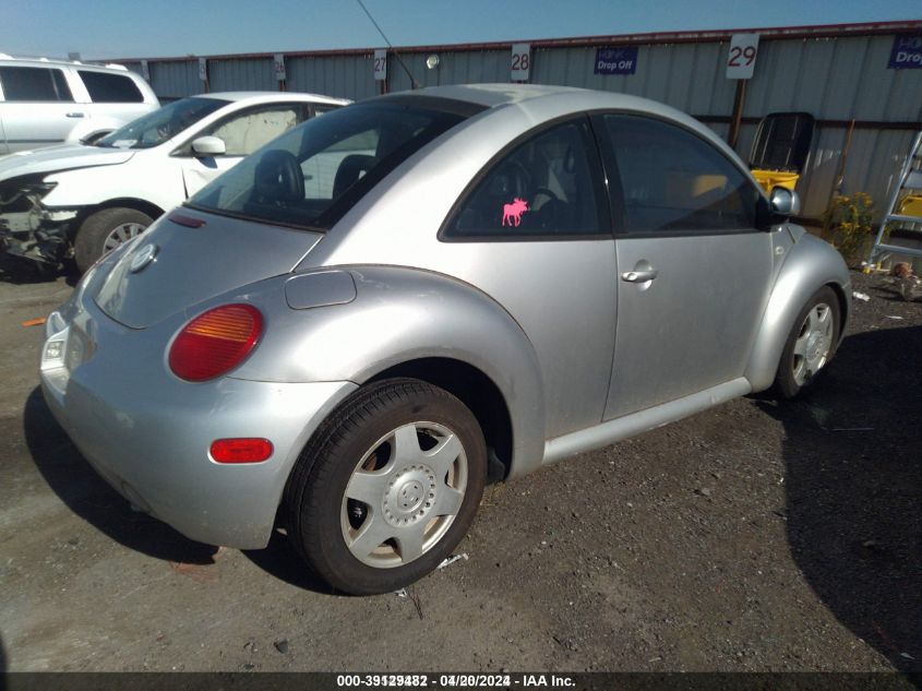 1999 Volkswagen New Beetle Glx VIN: 3VWDD21C3XM457125 Lot: 39129482