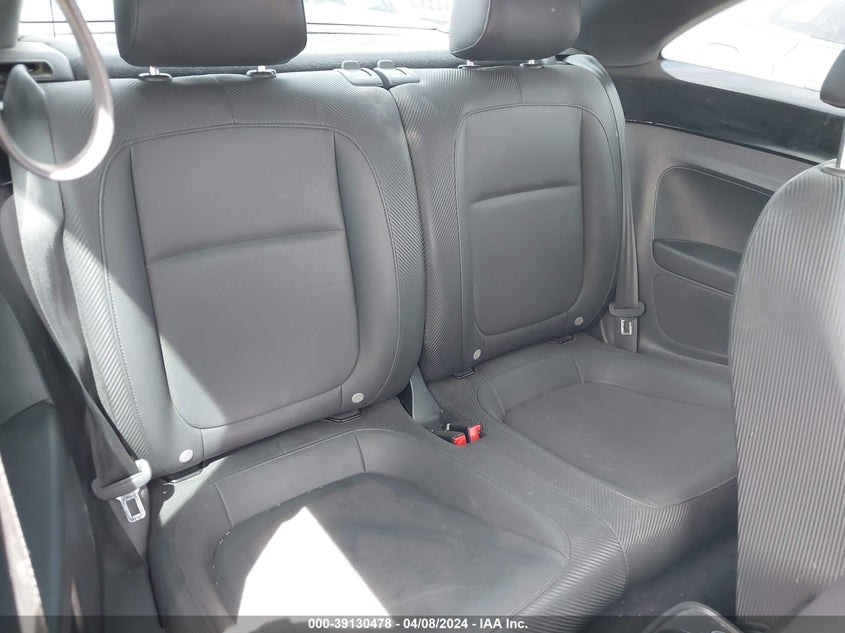 2016 VOLKSWAGEN BEETLE SE/SEL - 3VWJ07AT7GM602677