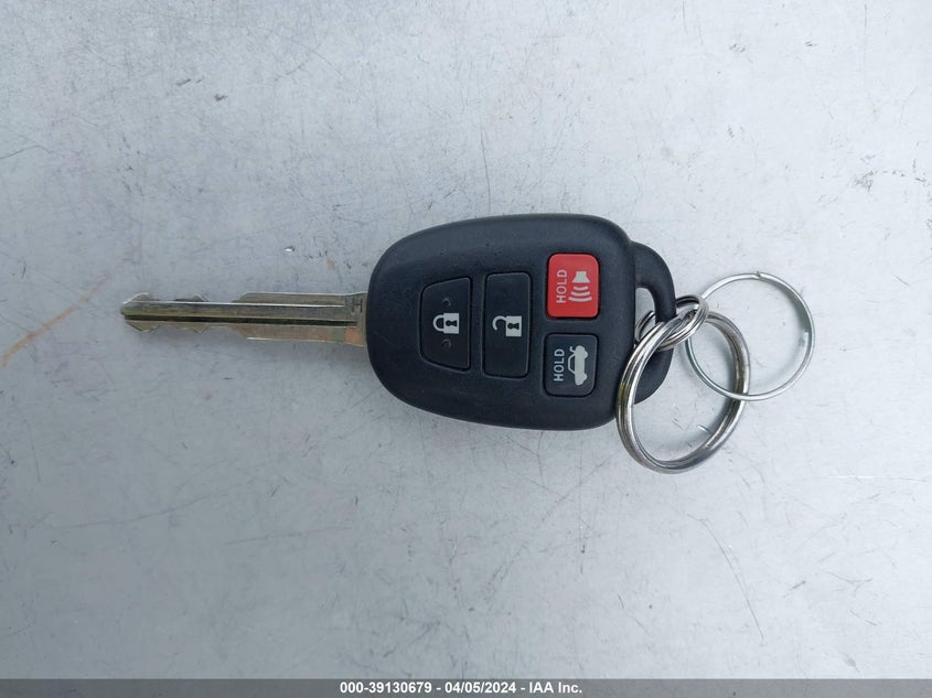 2018 TOYOTA COROLLA LE - 2T1BURHE3JC966674