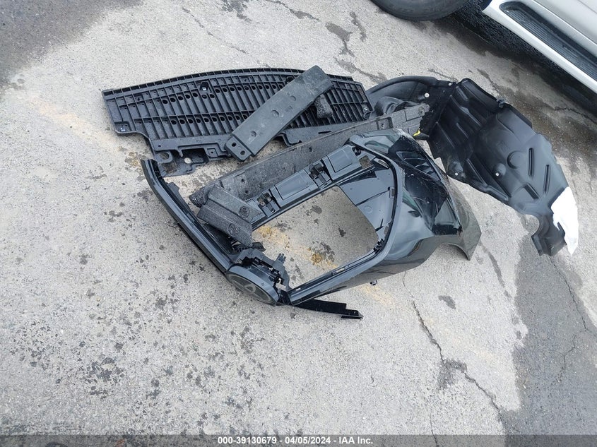 2018 TOYOTA COROLLA LE - 2T1BURHE3JC966674