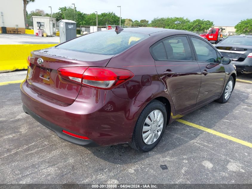 3KPFK4A74JE176792 | 2018 KIA FORTE