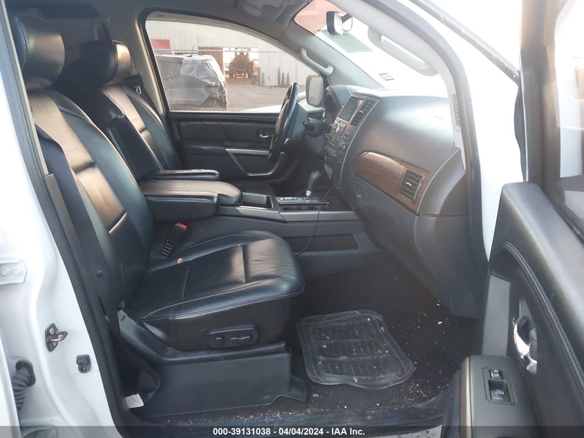 2015 Nissan Armada Platinum VIN: 5N1BA0NF2FN622626 Lot: 39131038