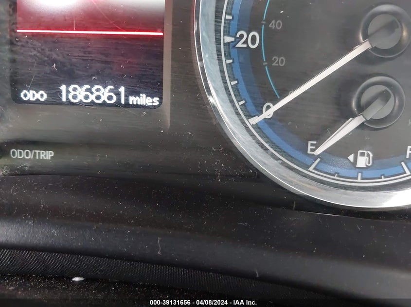 2017 TOYOTA COROLLA LE - 5YFBURHE1HP573993