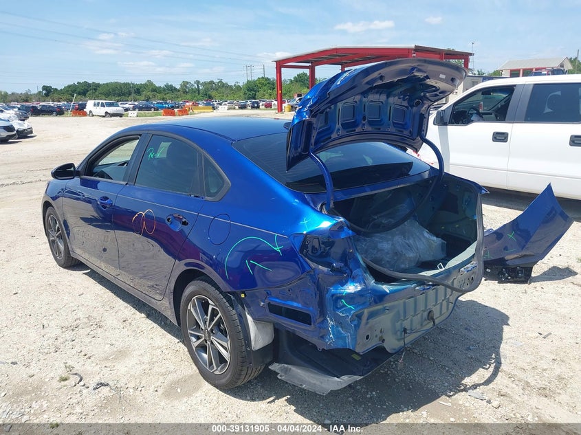 VIN 3KPF24AD5NE429596 2022 KIA FORTE LXS