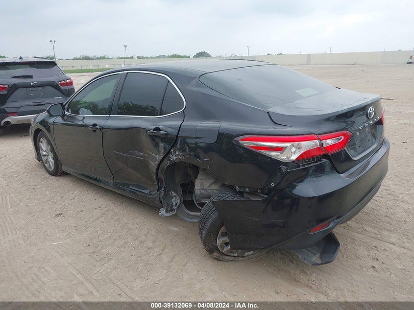 2018 TOYOTA CAMRY L/LE/XLE/SE/XSE - JTNB11HK5J3006194