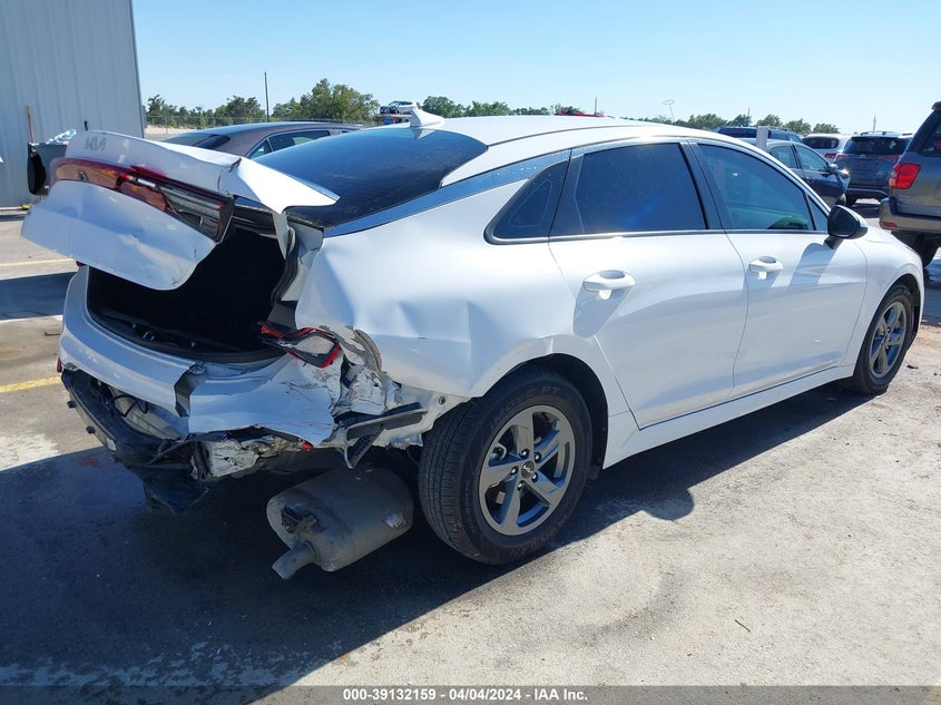 2022 KIA K5 LX - 5XXG24J2XNG108583