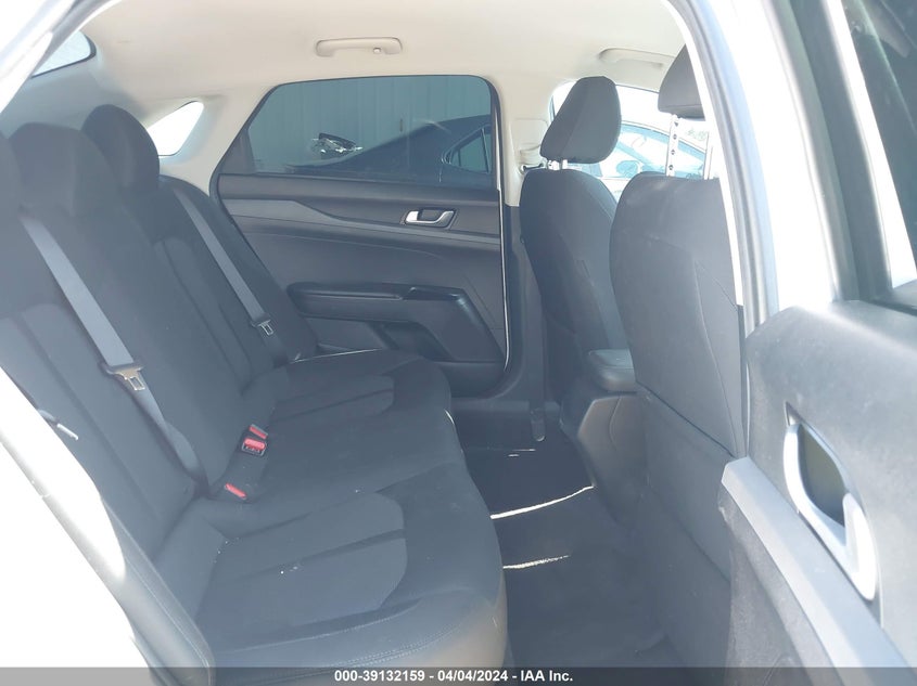 2022 KIA K5 LX - 5XXG24J2XNG108583