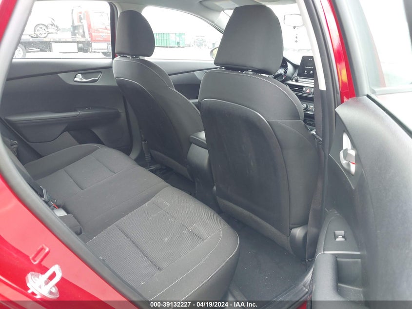 VIN 3KPF24AD5ME407371 2021 KIA FORTE LXS