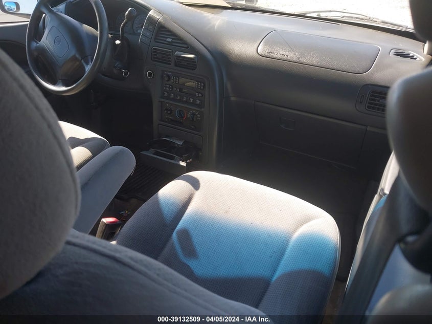 2002 Mercury Villager VIN: 4M2ZV11T22DJ15504 Lot: 39132509