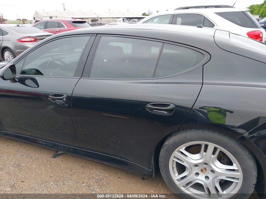 2013 PORSCHE PANAMERA 2/4 - WP0AA2A77DL015737