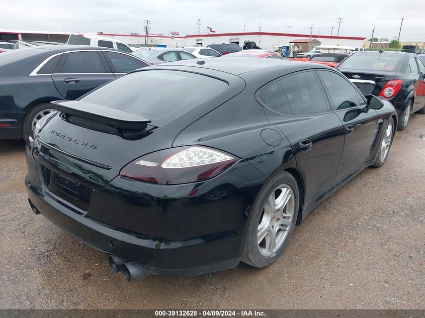 2013 PORSCHE PANAMERA 2/4 - WP0AA2A77DL015737