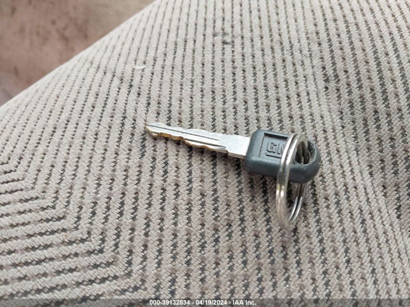 1997 GMC Sierra 1500 Sl Wideside VIN: 2GTEK19R3V1540042 Lot: 39132834