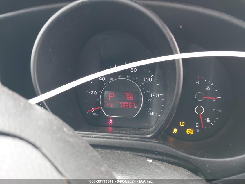 2016 KIA SOUL + - KNDJP3A57G7375185