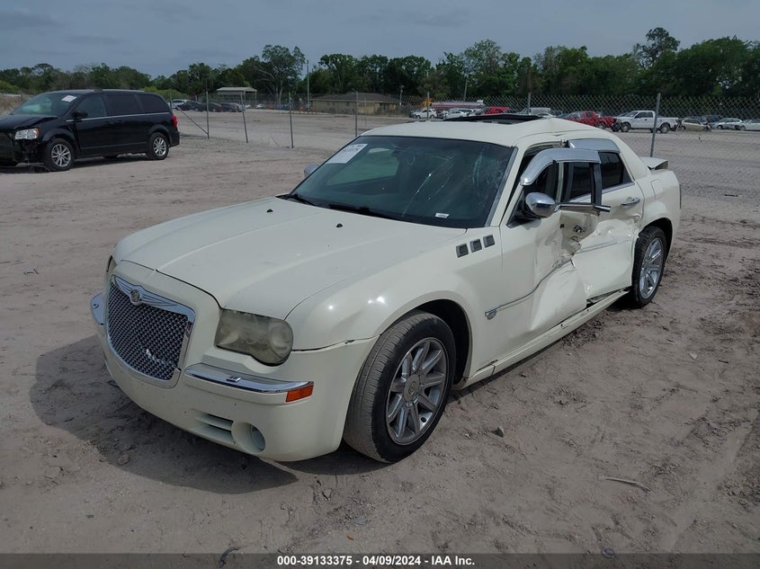 2006 Chrysler 300C VIN: 2C3LA63H16H170696 Lot: 39133375