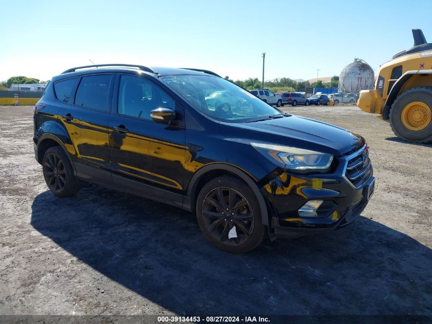 2017 FORD ESCAPE TITANIUM - 1FMCU0J95HUB30015